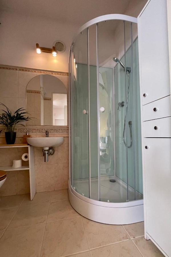 Loft Art Apartment Gdynia Bagian luar foto